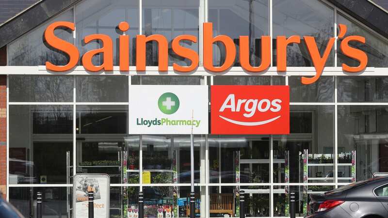 Lloyds will shut the remainder of its 237 Sainsbury