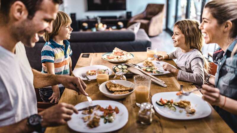 The cost of making family dinners is on the rise (Image: Getty Images)