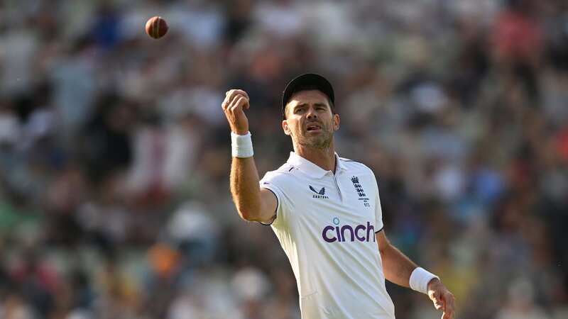Jimmy Anderson makes worrying Ashes admission after struggling in first Test