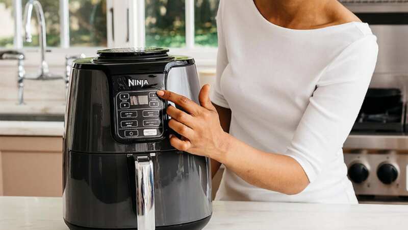 Get your hands on this 3.8L Ninja air fryer for less than £80 today