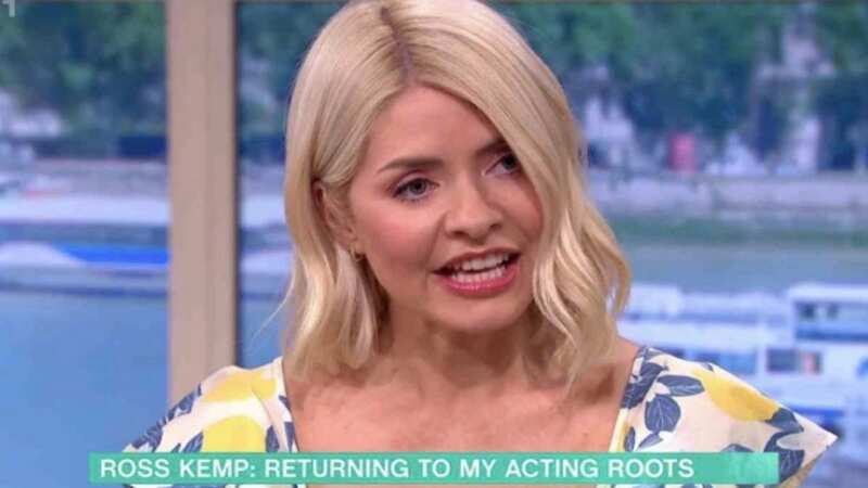 Holly Willoughby inundated with support as she shares sad family death