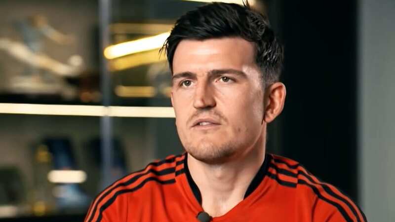 Maguire sends pointed message to Ten Hag as he trains with Chelsea legend