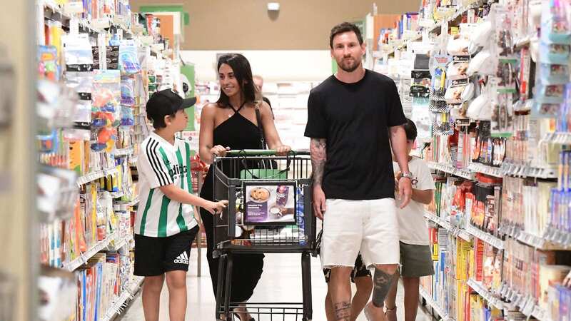 EXCLUSIVE: Lionel and Antonela Messi go grocery shopping with their children at Publix Super Market in Palm Beach