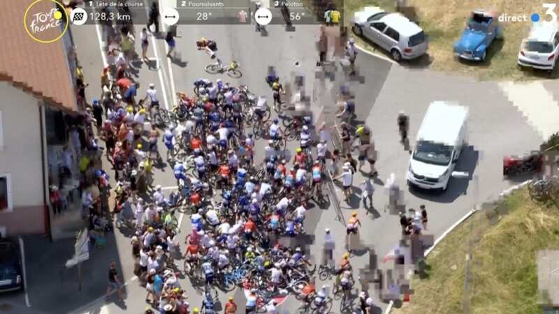 There was a huge pile-up of riders after one cyclist went down