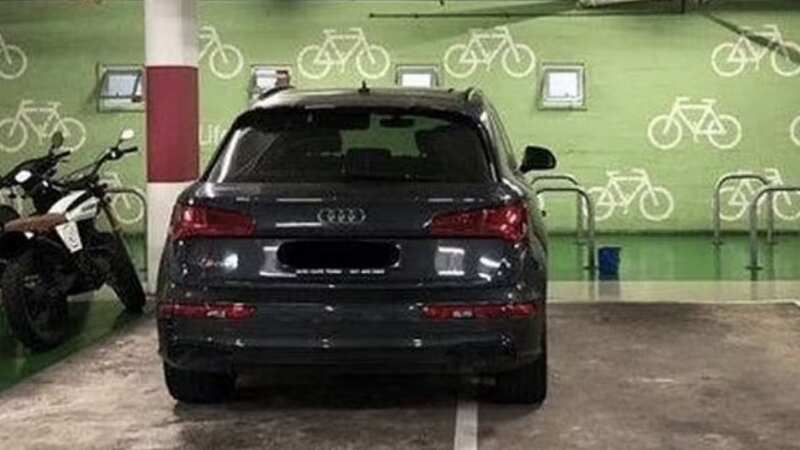 Someone leaving their car parked over two spaces (Image: Bored Panda)
