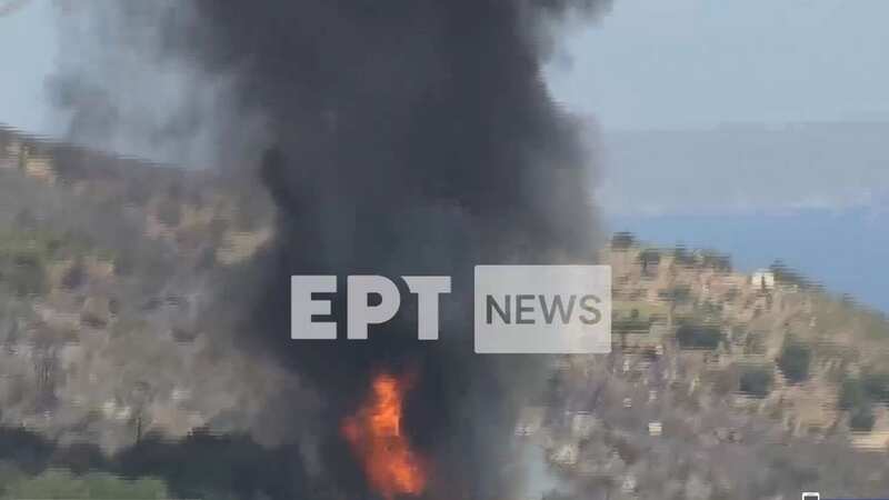 Plane fighting blaze in Evia crashes (Image: EPT News)