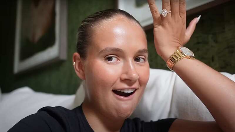 Molly-Mae hides huge diamond ring as she fears 