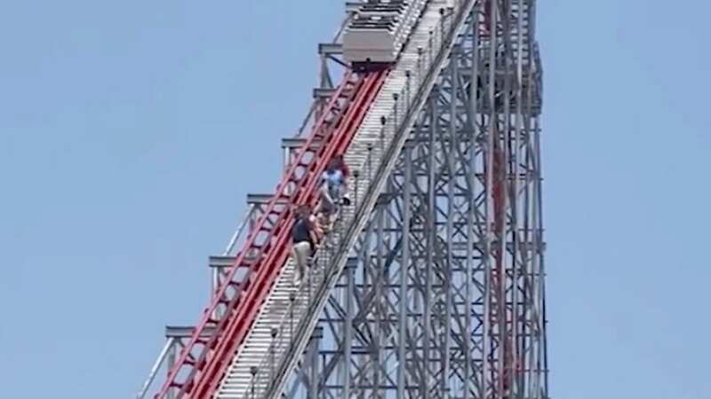 Rollercoaster gets stuck at highest point forcing riders to walk 200ft down
