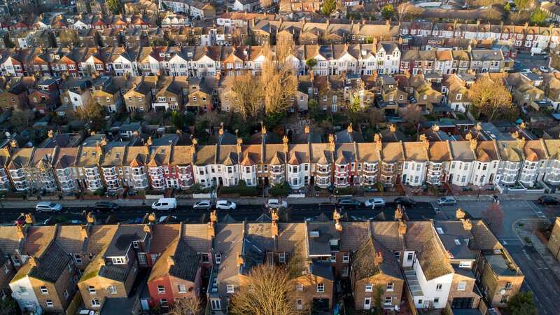 Many Brits are having to make the decision on whether to sign up for two years or five years on their next mortgage deal (Image: Anadolu Agency via Getty Images)