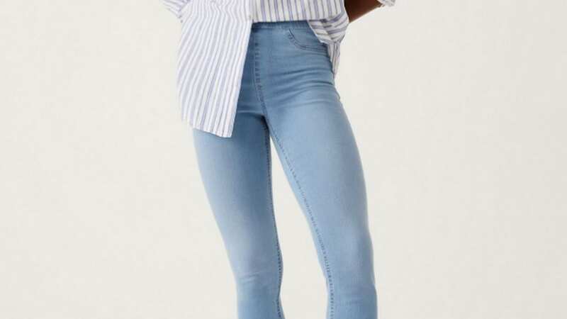Shoppers are snapping up these affordable jeggings in every colour (Image: M&S)