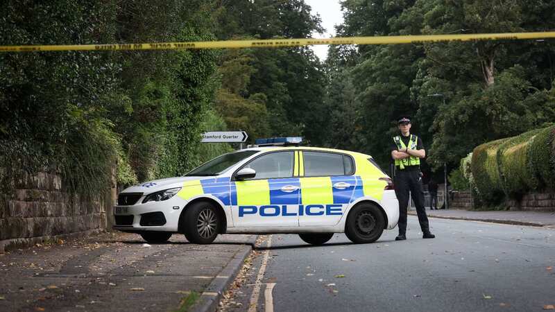 Police have closed part of Dunham Road, Booth Road and Regent Road in Altrincham (Image: Manchester Evening News)