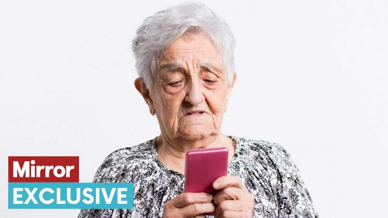 Campaigners warn that some older people struggle with smartphones and online services (Image: Getty Images/Westend61)
