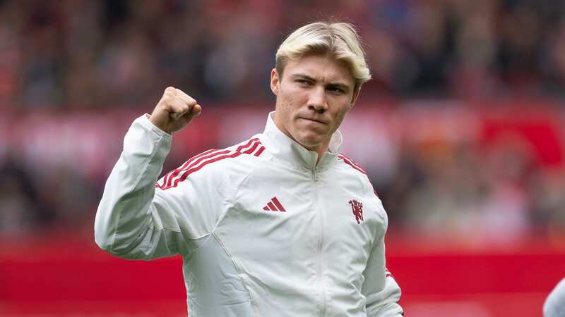 Hojlund shares injury update as new Man Utd signing awaits Premier League debut