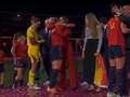 Spain Women's star says "I did not enjoy that" after FA chief kisses her on lips eiqtidqriuxinv