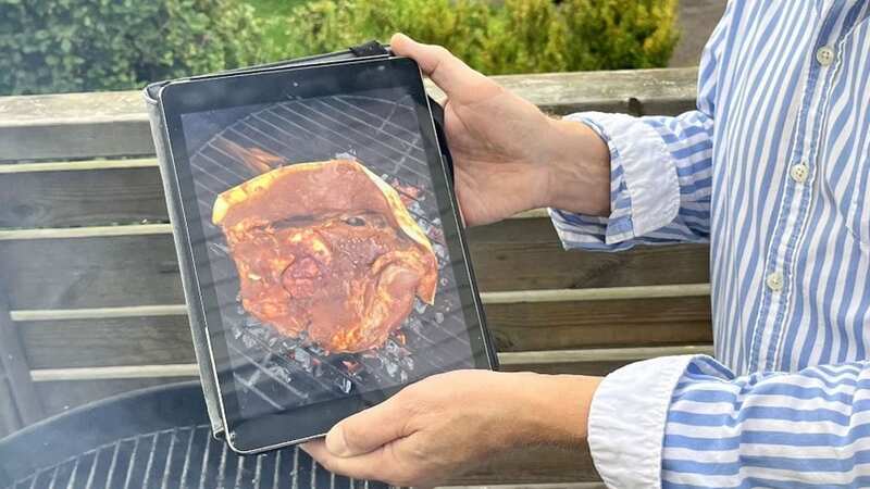Sten Flygare, from Lidköping, Sweden, did a double take at the steak (Image: Kennedy News and Media)