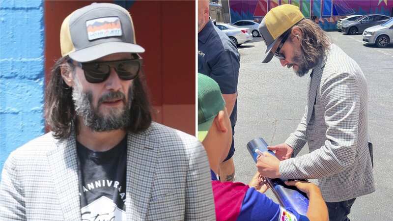 Keanu stopped to sign autographs for fans (Image: GIO / BACKGRID)