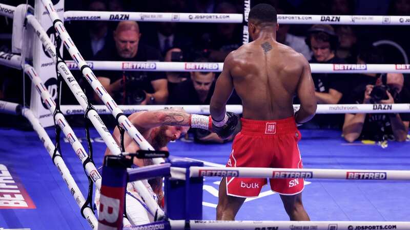 Anthony Joshua knocked out Robert Helenius in the seventh round of their fight