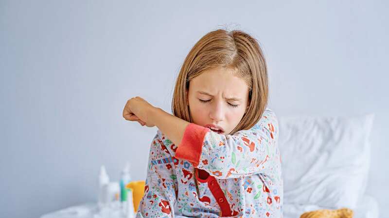 Children can go to class with a minor cough or a common cold, the Schools Minister says (Image: Getty Images)