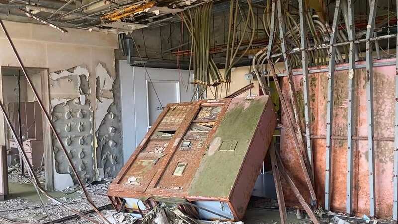 These haunting images show a school suspended in time (Image: Mototsugu Matsuoka/Triangle News)