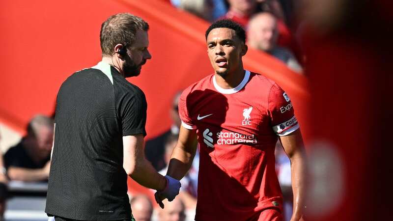 Klopp issues Alexander-Arnold injury update after Liverpool star limps off