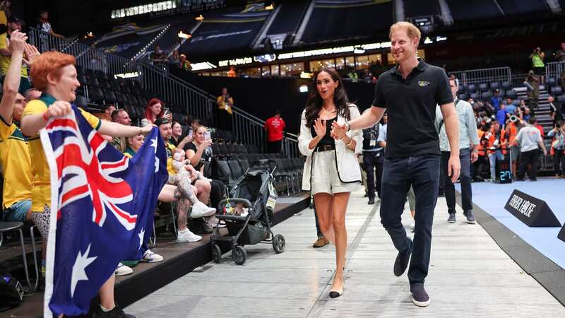 Harry and Meghan hold hands and dance in united front at Invictus Games