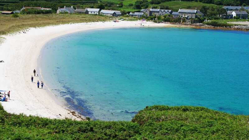 A beautiful bay in Tresco Island, part of the Isles of Scilly in the UK (Image: Getty Images/iStockphoto)