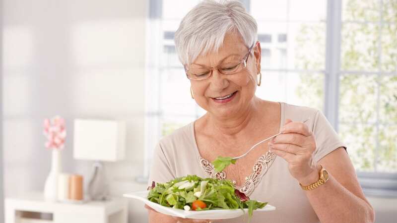 Leafy greens are one food which can help keep dementia at bay (Image: Getty Images/iStockphoto)