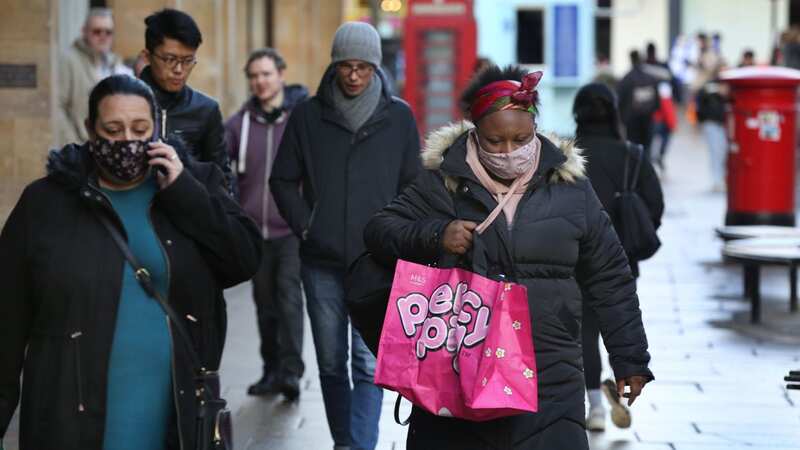 Doctors have shared the best ways to avoid catching the latest Pirola strain (Image: Getty Images)