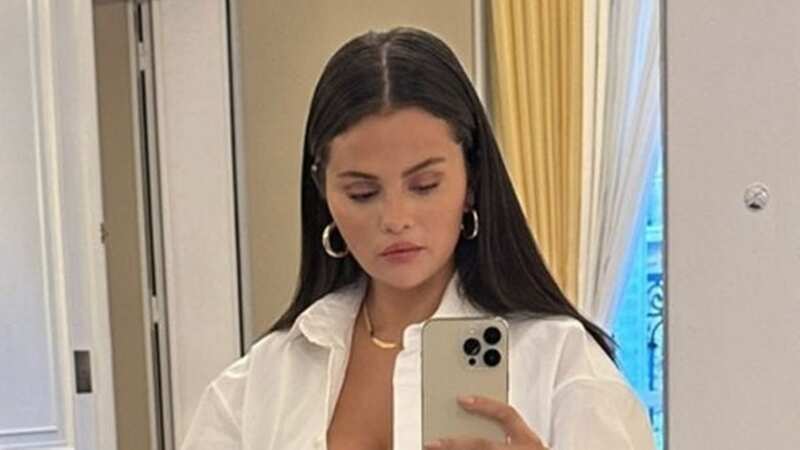 Selena Gomez turned up the heat with her latest sizzling selfie