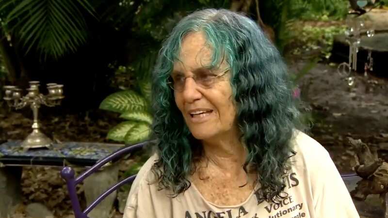 Shawnee Chasser is devastated that she has to demolish her home (Image: WSVN-TV WS)