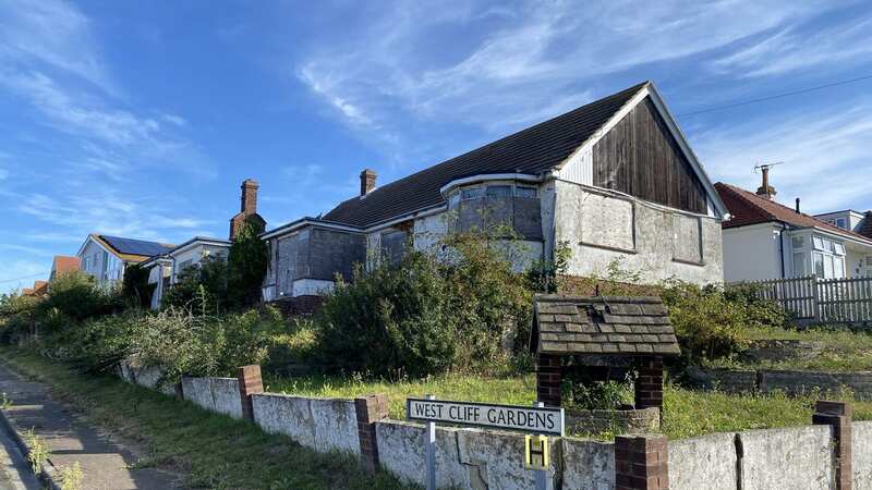The bungalow in West Cliff Gardens in Herne Bay (Image: KMG / SWNS)