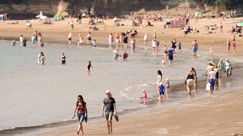 New maps show exact date Britain will sizzle in 25C October sunshine