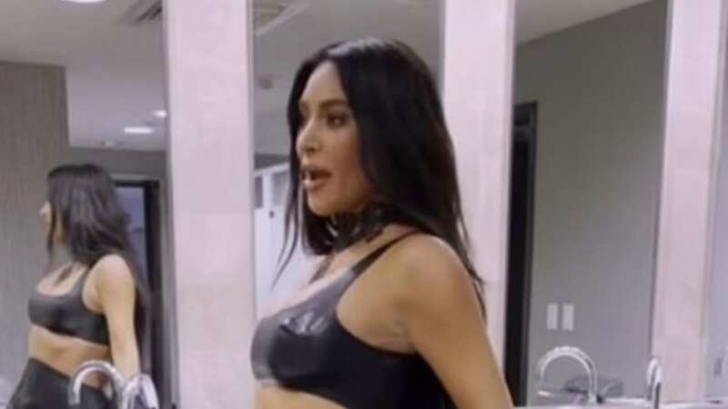 Kim Kardashian suffers painful wardrobe malfunction in skin-tight latex trousers