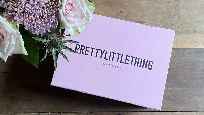 I unboxed this PrettyLittleThing beauty box and got over £50 worth of pamper treats