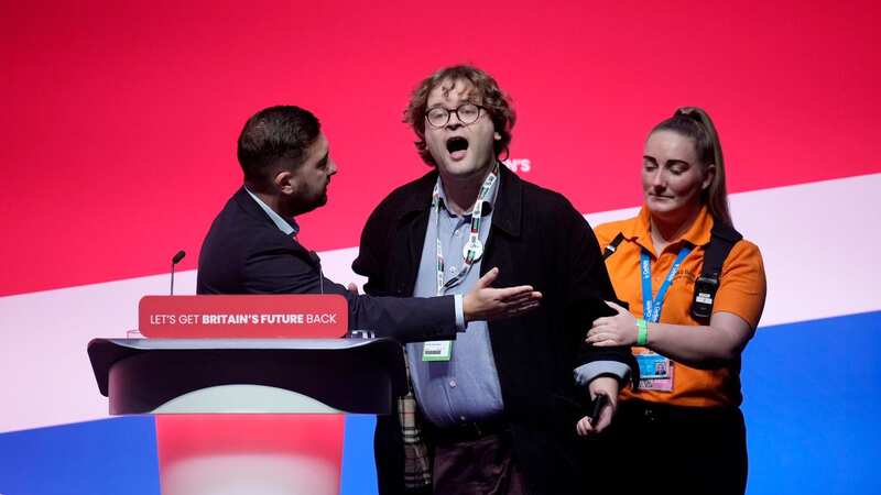 Protester trying to disrupt Labour conference given clear message by members