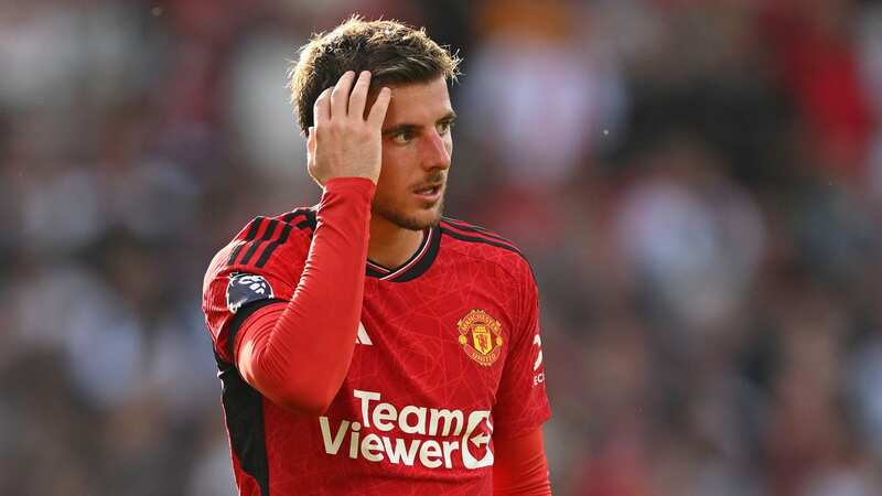 Mount slammed by former Man Utd star after poor start - "Nowhere to be seen"