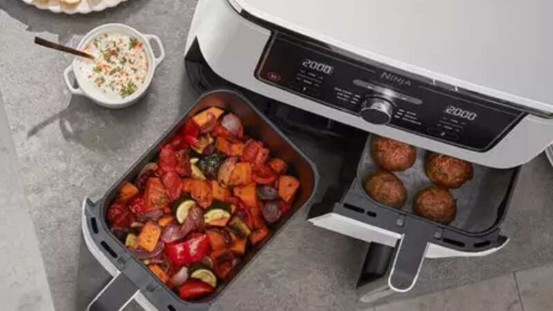 Get your hands on the new and exclusive Ninja Foodi Max Dual air fryer today! (Image: Currys)