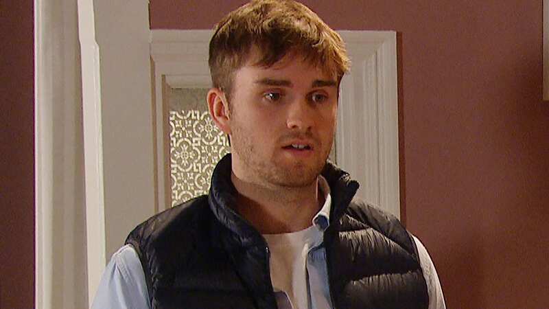 Tom King recently made a return to the Emmerdale village and quickly sparked up a romance with Belle Dingle, but he has been acting weirdly lately and fans think they