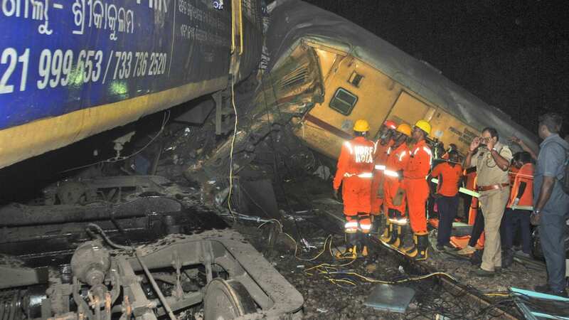 19 dead and 100 hurt after horror train crash derails three carriages