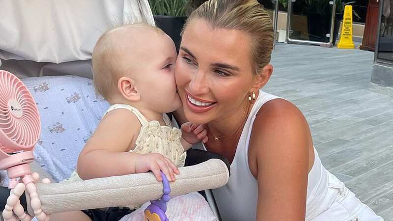 Billie Shepherd glows on luxurious family holiday in Dubai with husband and three kids (Image: billieshepherdofficial/Instagram)
