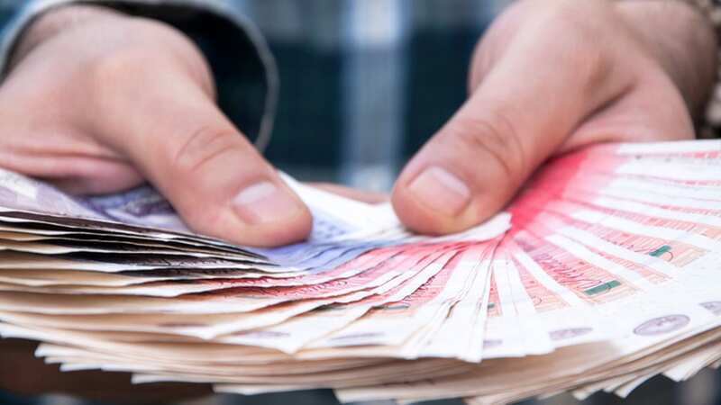 Leeds Council will be giving out payments of up to £100 to help residents with the cost of living (Image: Getty Images/iStockphoto)