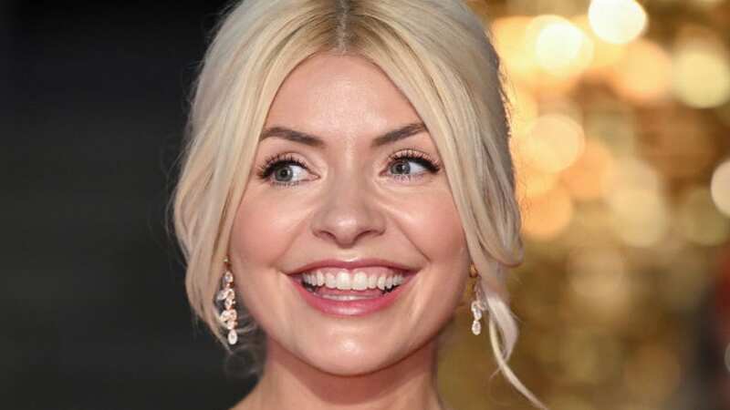 Holly Willoughby is our party dressing inspiration (Image: Getty)