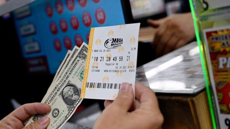The Powerball jackpot is now at an incredible $1.4 billion (Image: AFP via Getty Images)