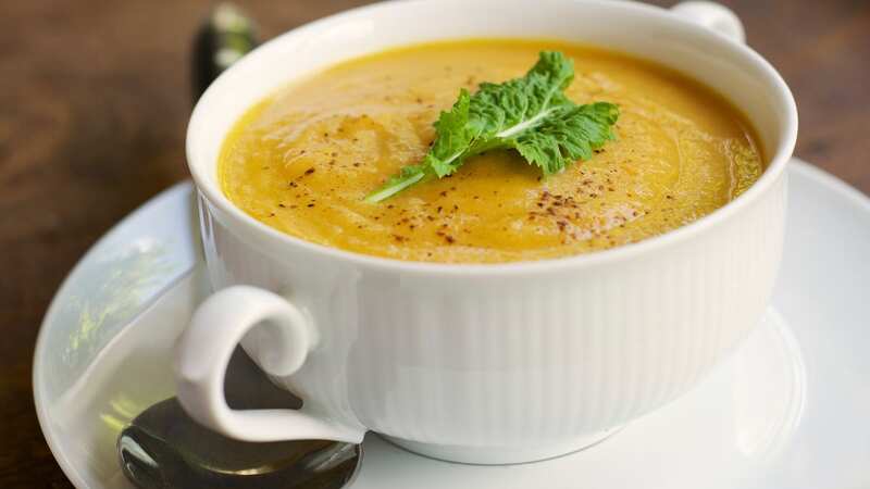 Food expert shares three-ingredient soup recipe 