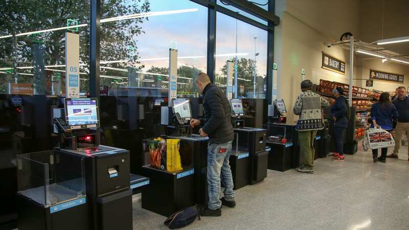 Self-checkout tills can be tricky to manoeuvre (Image: SOPA Images/LightRocket via Getty Images)