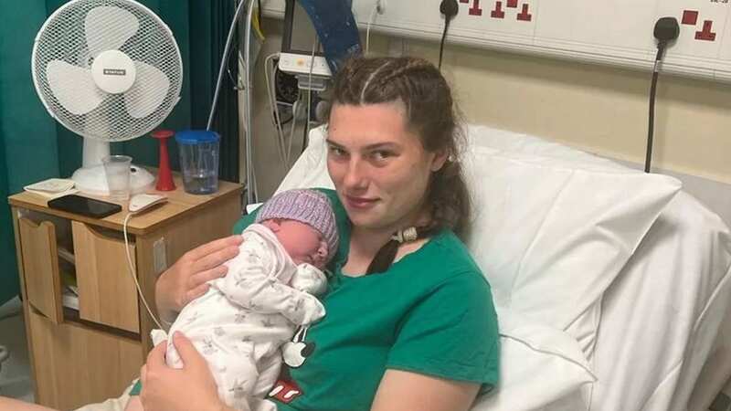 Caitlin with baby daughter Poppy (Image: Faulder Family)