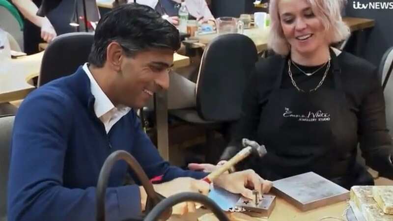 Out-of-touch Rishi Sunak ridiculed after clip shows him using a hammer wrong