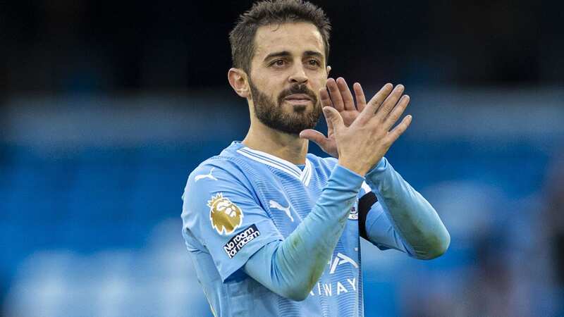 Silva issues defiant Man City message after admitting "Liverpool are back"