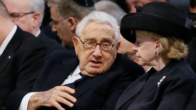 Tony Blair leads UK tributes to Henry Kissinger, who has died aged 100