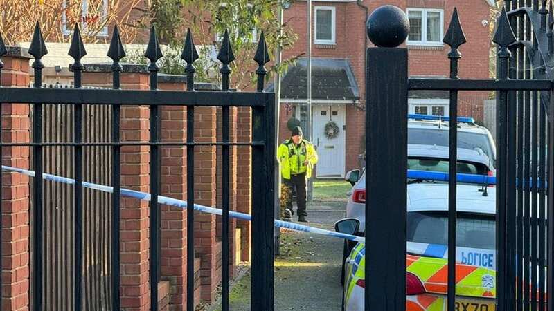 The man died in the gated cul-de-sac in Birmingham (Image: BPM MEDIA)